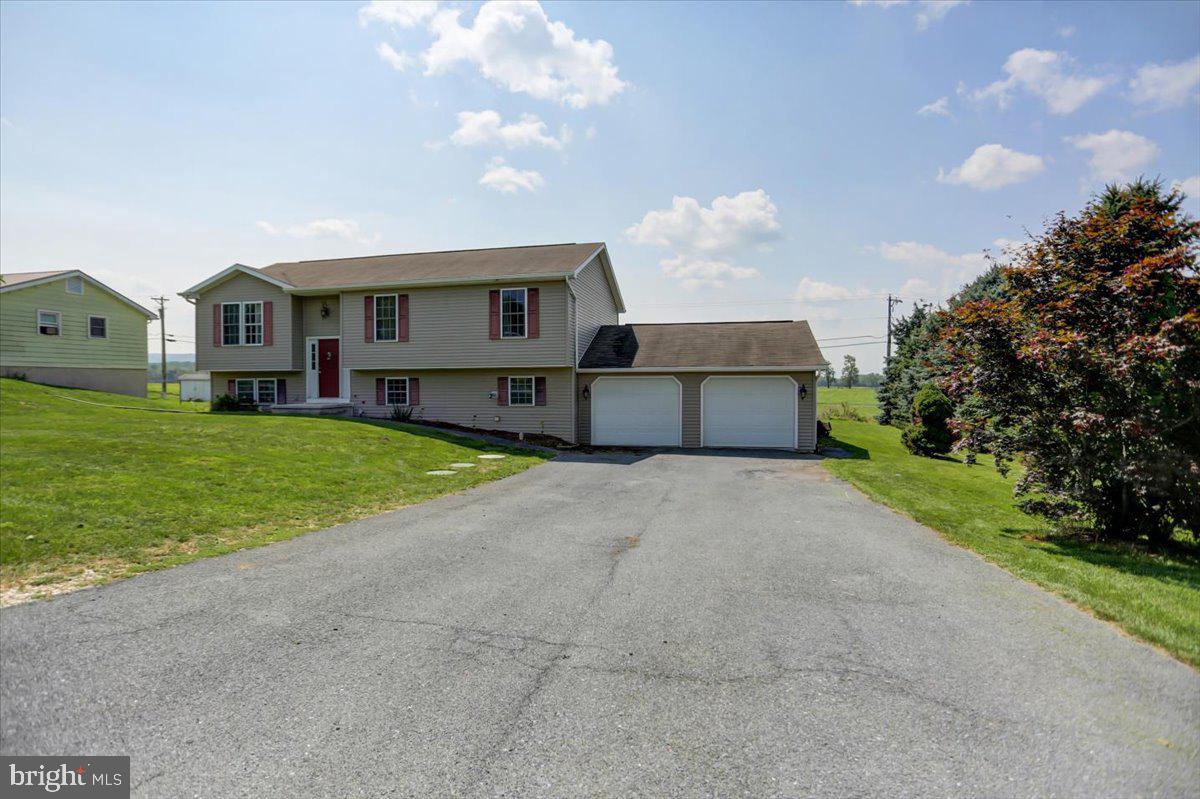 25 Carla Dr