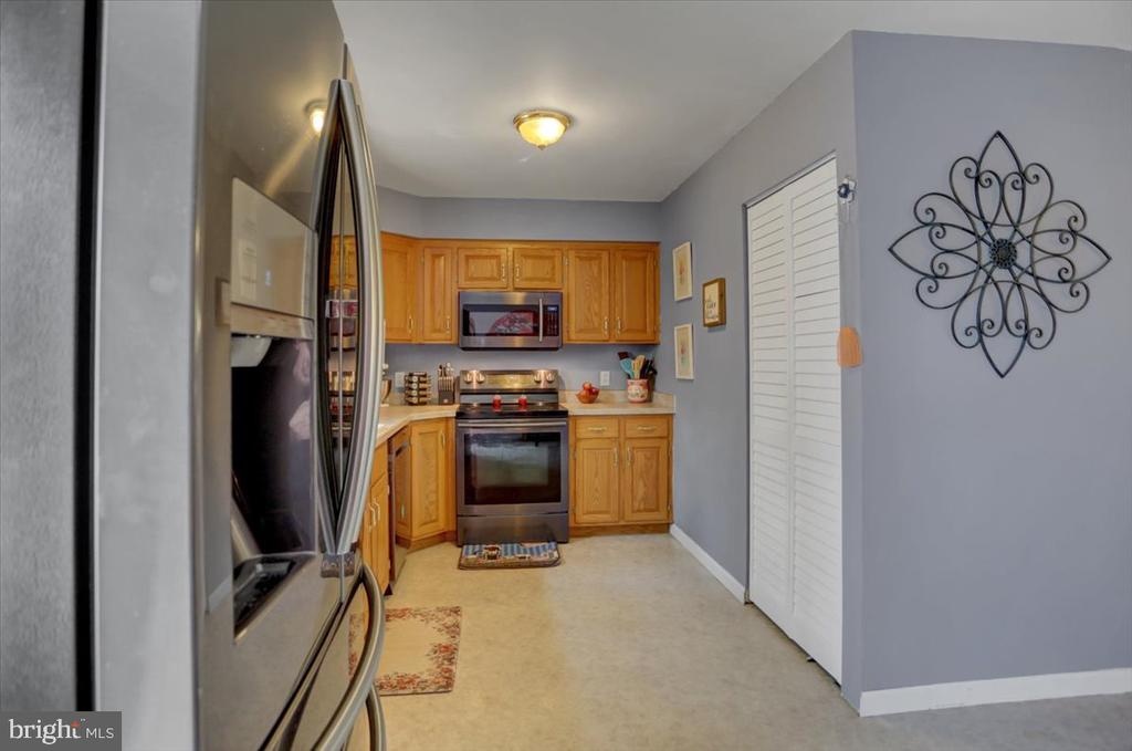 25 Carla Dr