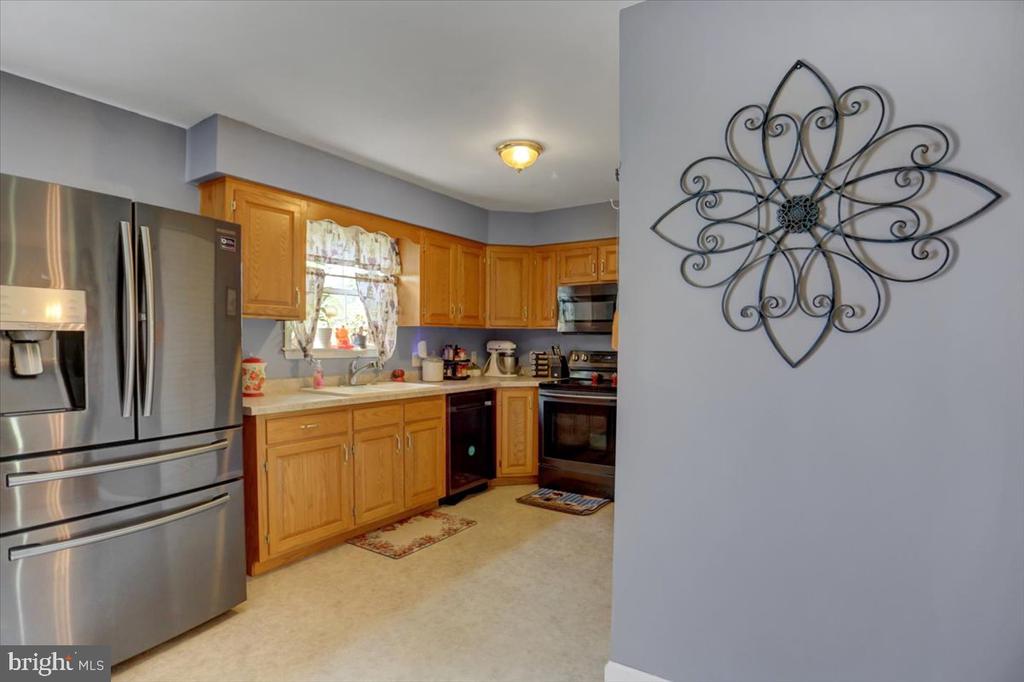25 Carla Dr