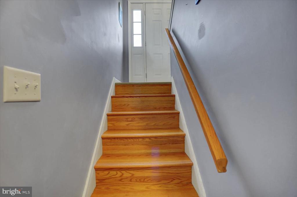 25 Carla Dr