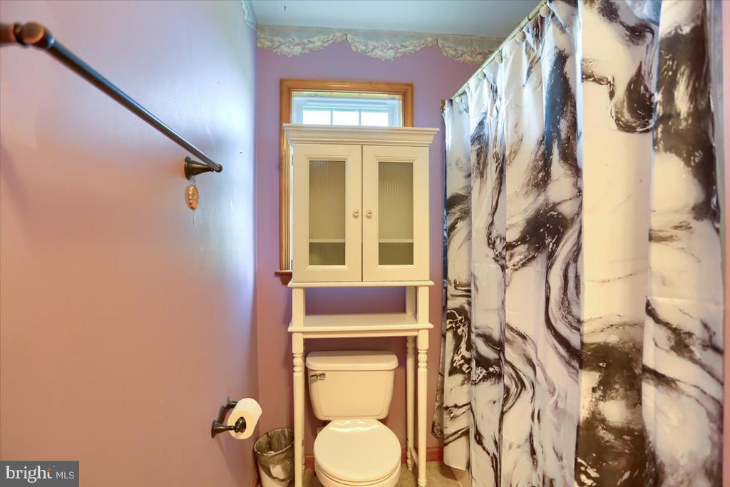 25 Carla Dr