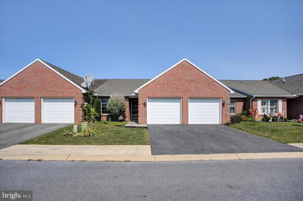 125 Blackbird Ln