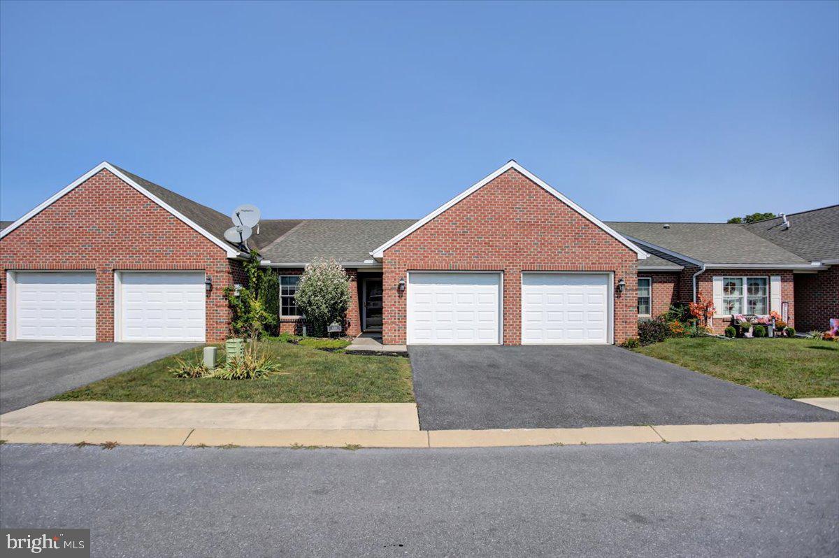 125 Blackbird Ln