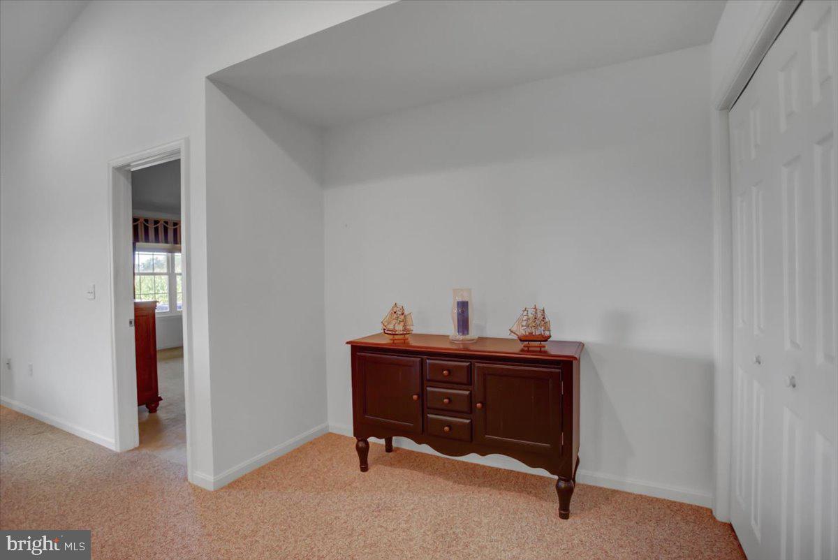 125 Blackbird Ln