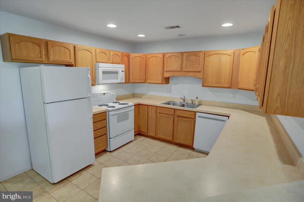 125 Blackbird Ln