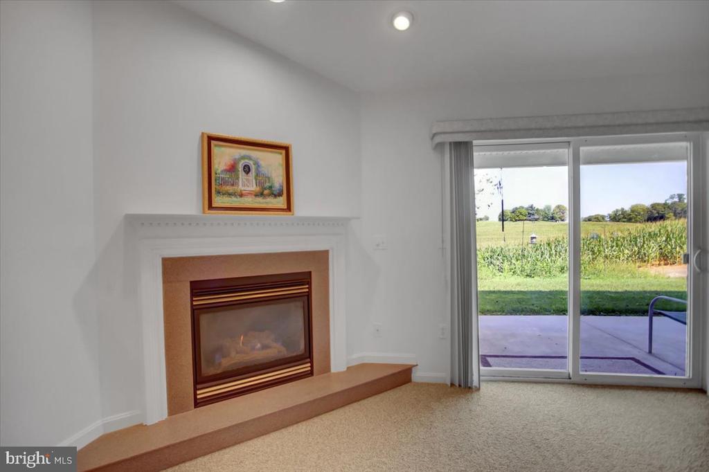 125 Blackbird Ln