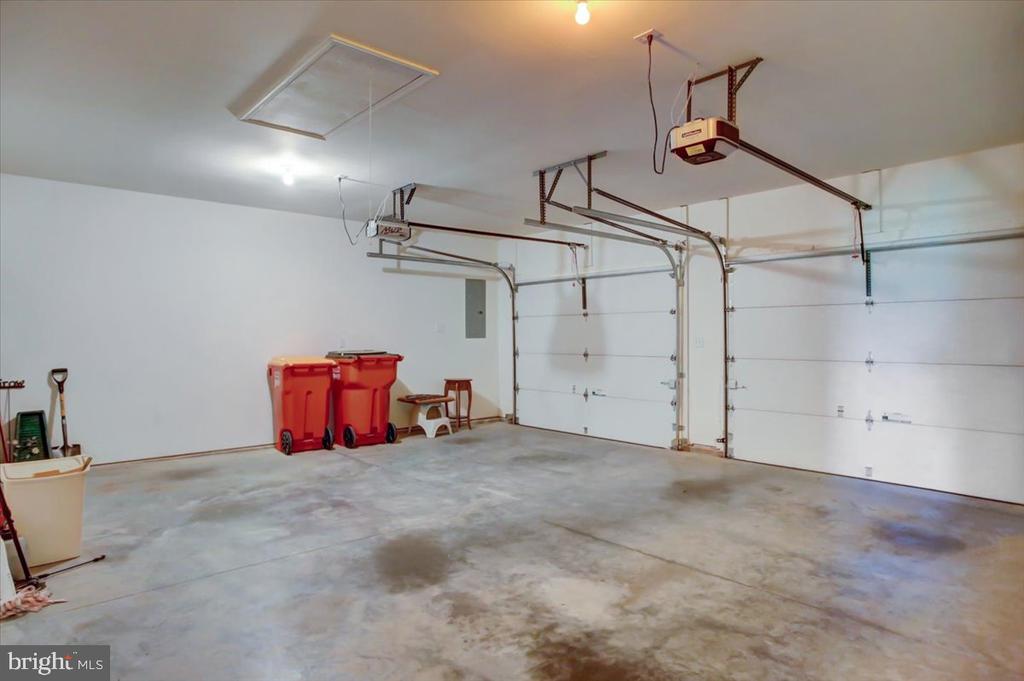 125 Blackbird Ln