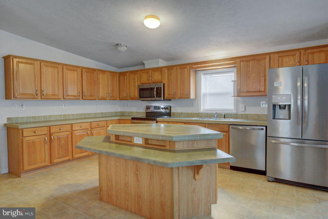 13 Michael Ct