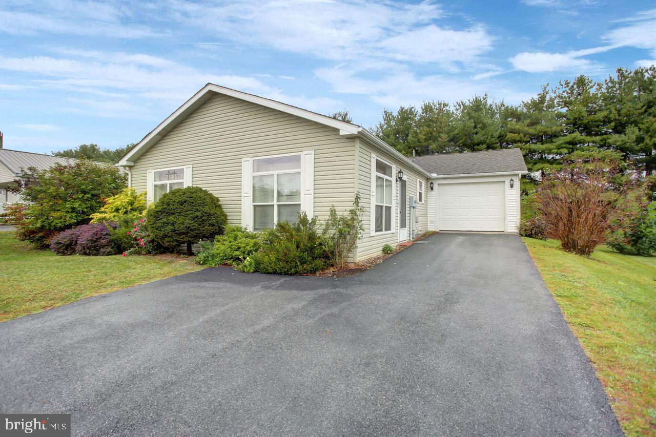 13 Michael Ct