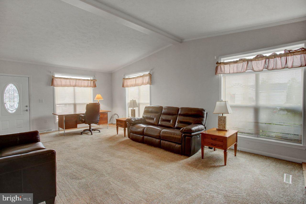 13 Michael Ct