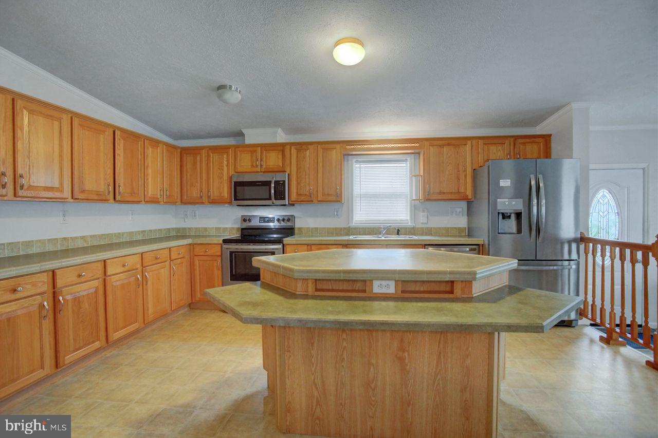 13 Michael Ct