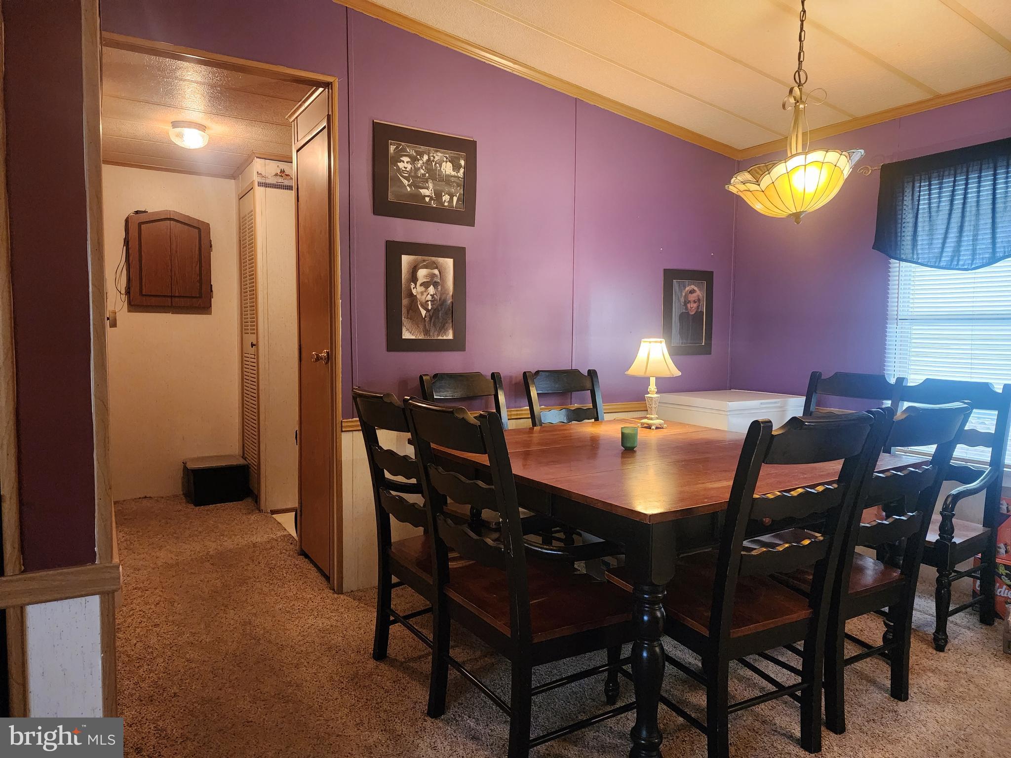 5 Robin Dr