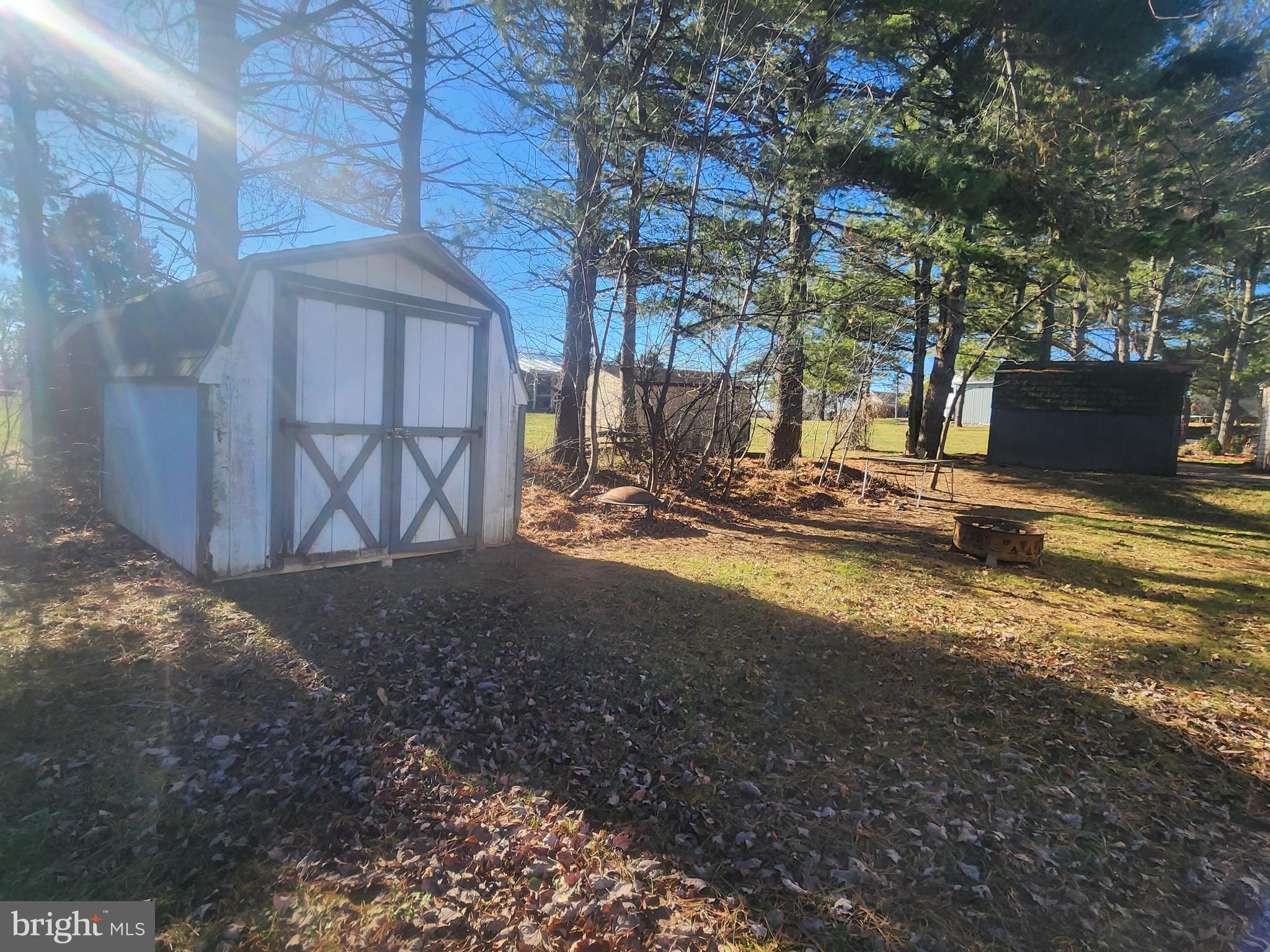 5 Robin Dr