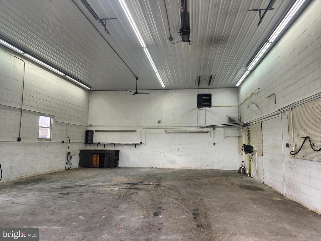 198 Newville Rd
