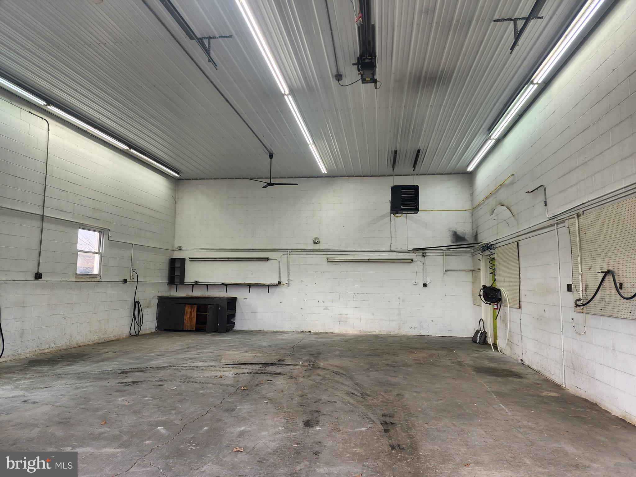 198 Newville Rd