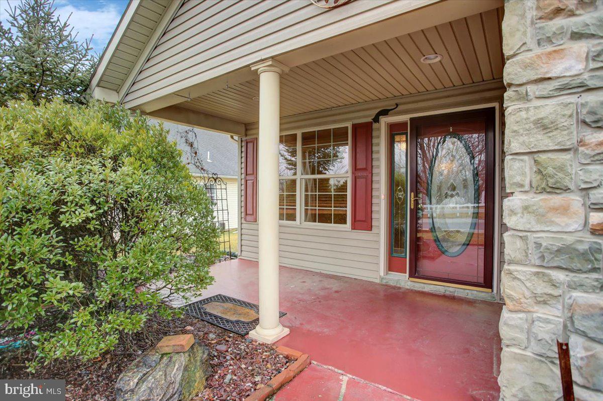 71 Lantern Ln