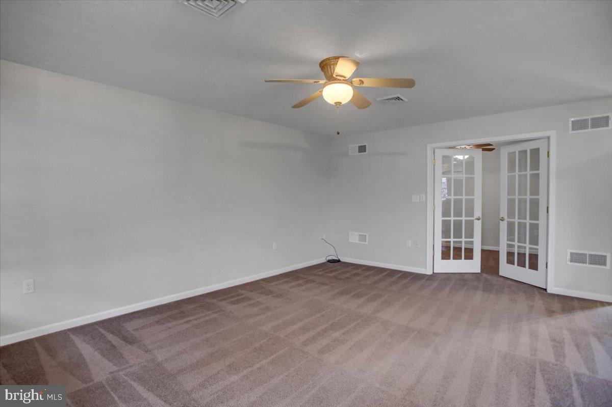 71 Lantern Ln