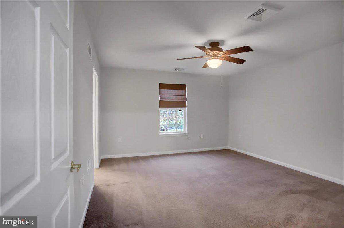 71 Lantern Ln