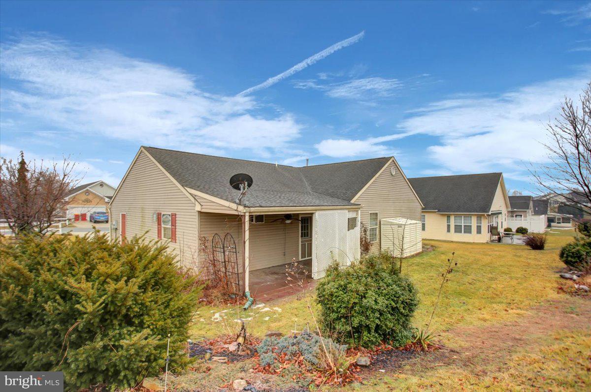 71 Lantern Ln
