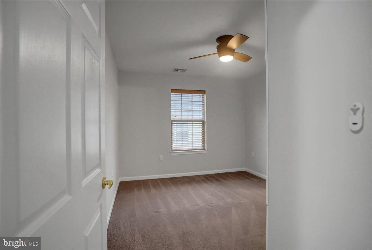 71 Lantern Ln