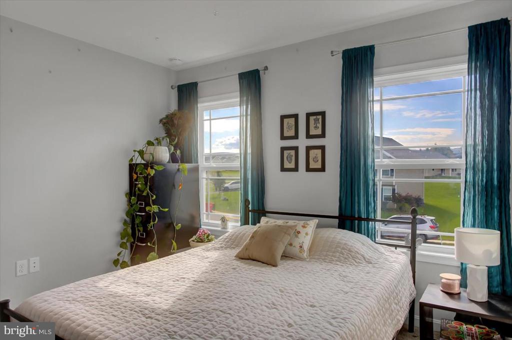 34 W Clarissa Dr W