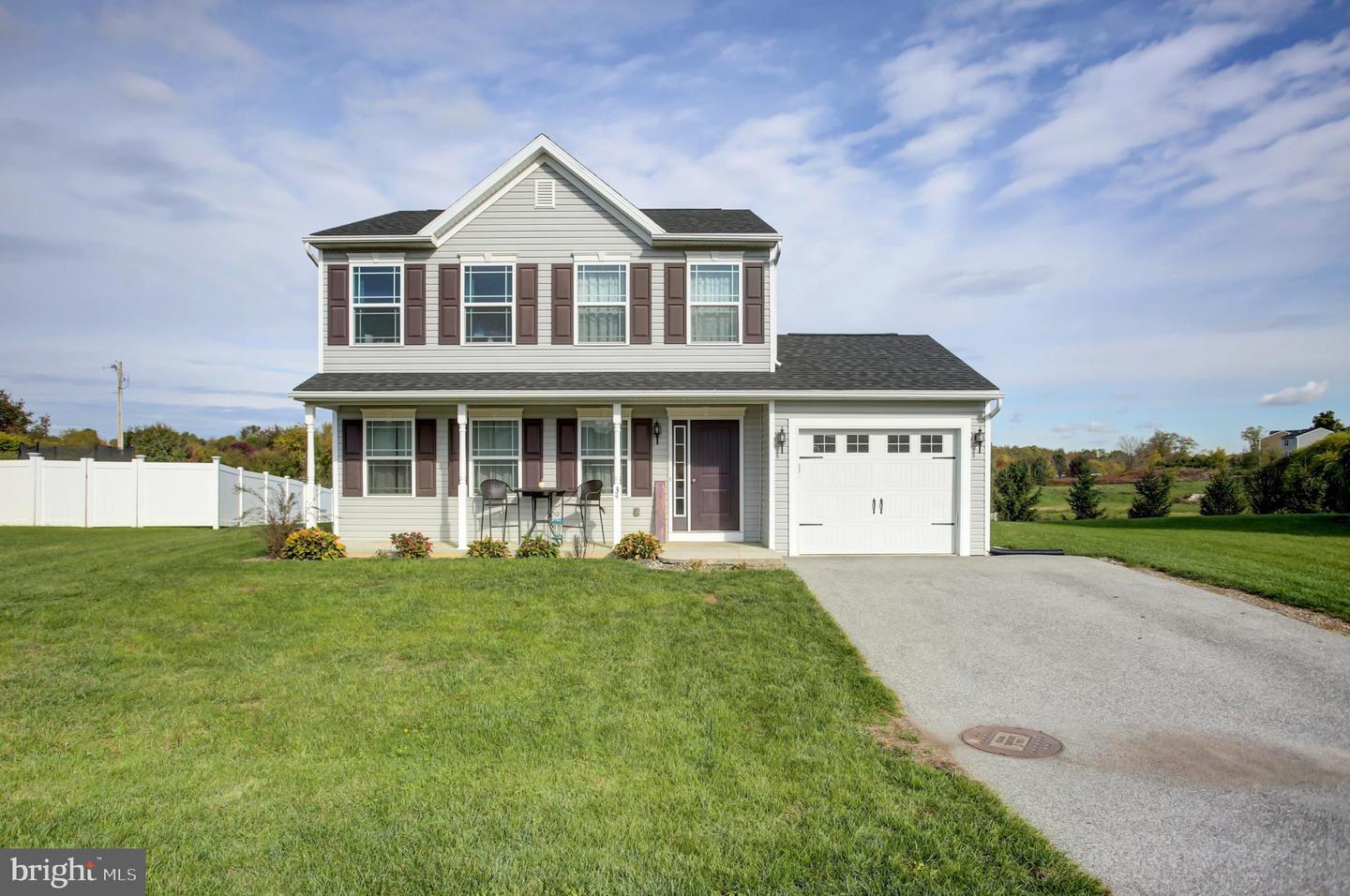 34 W Clarissa Dr W