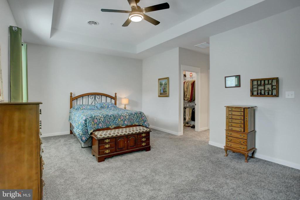 140 BLACKBIRD LANE