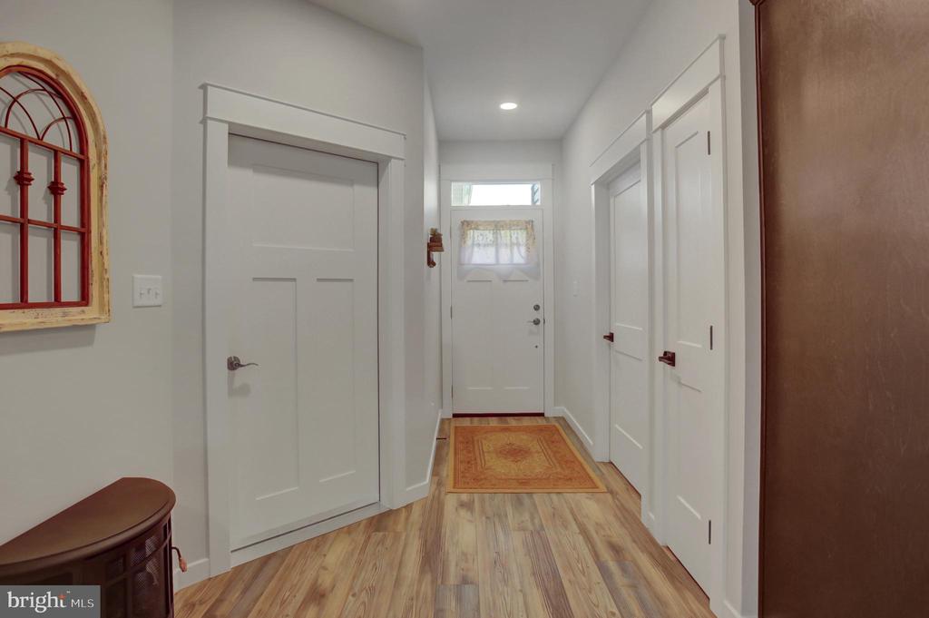 140 BLACKBIRD LANE