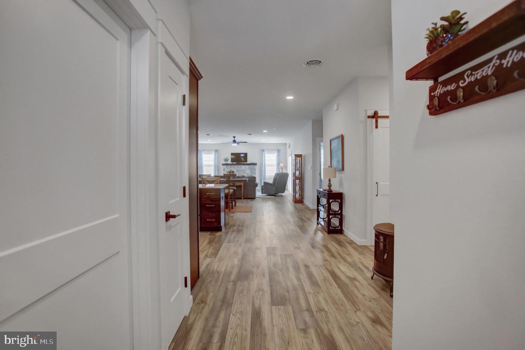 140 BLACKBIRD LANE