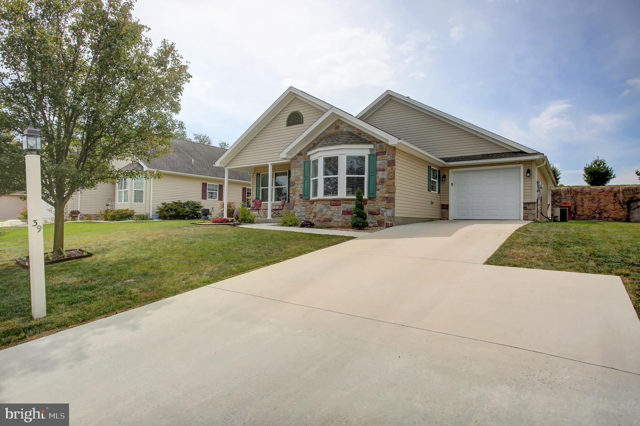 39 COLONIAL COURT
