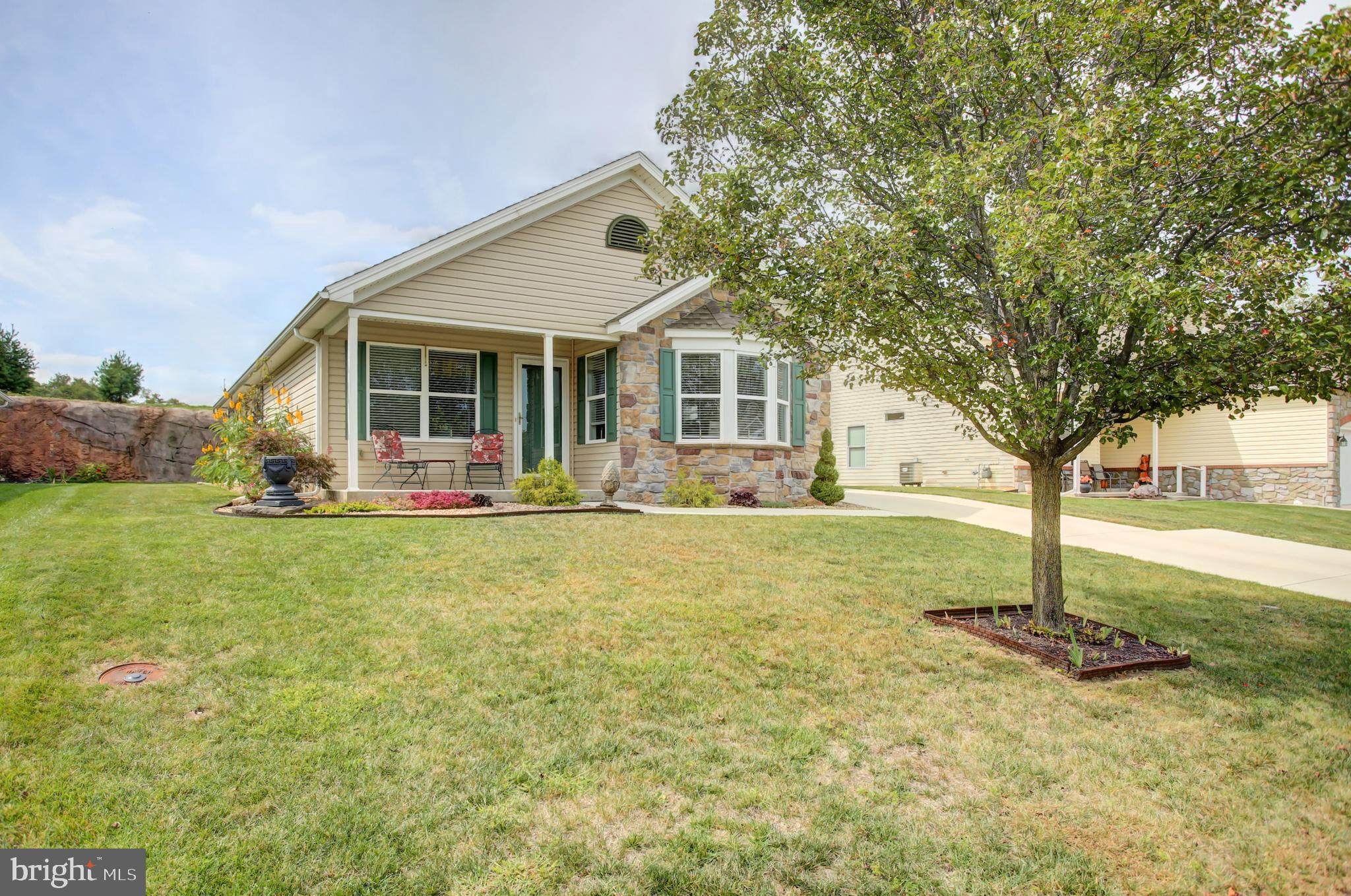 39 COLONIAL COURT