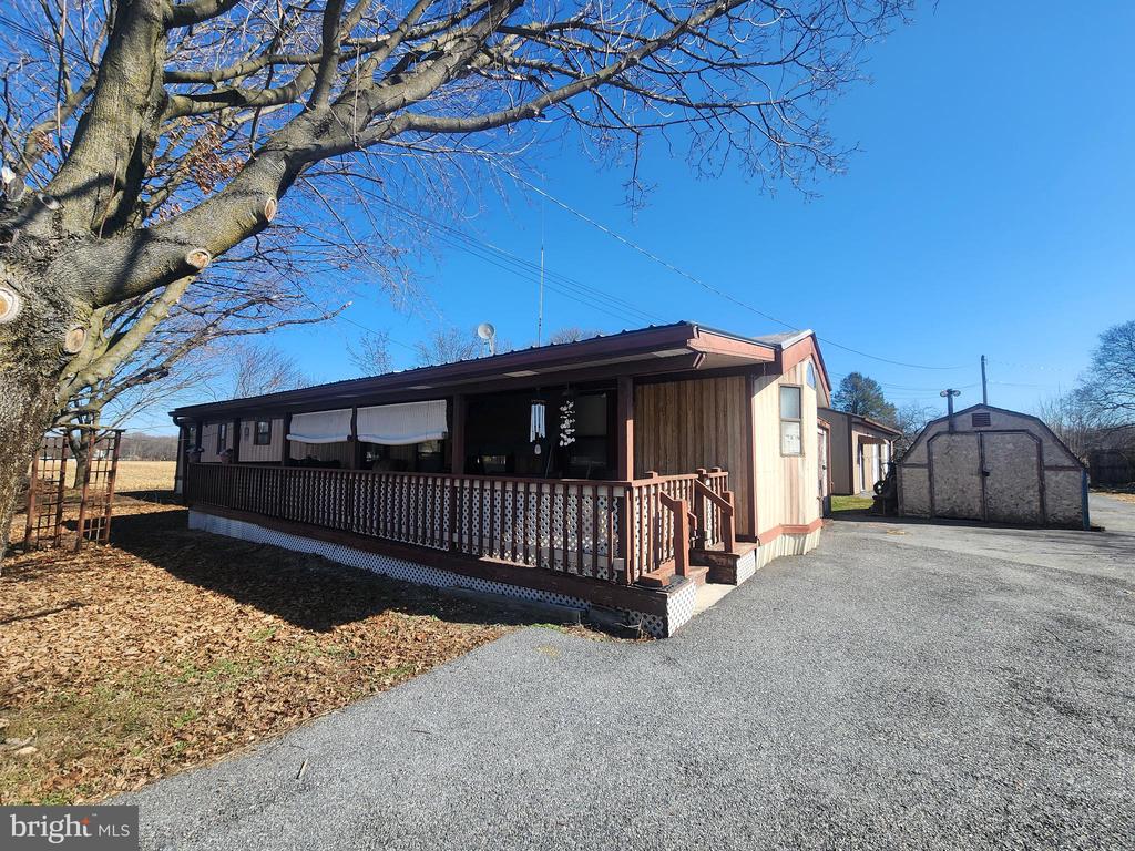 109 NEIL ROAD