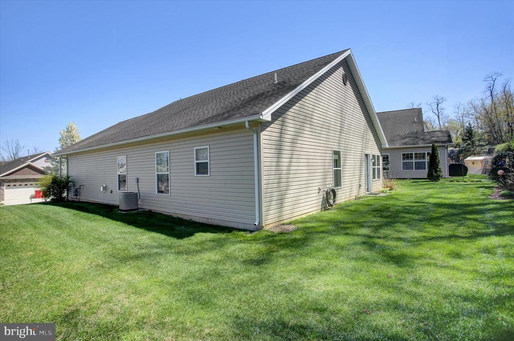 25 COLONIAL COURT