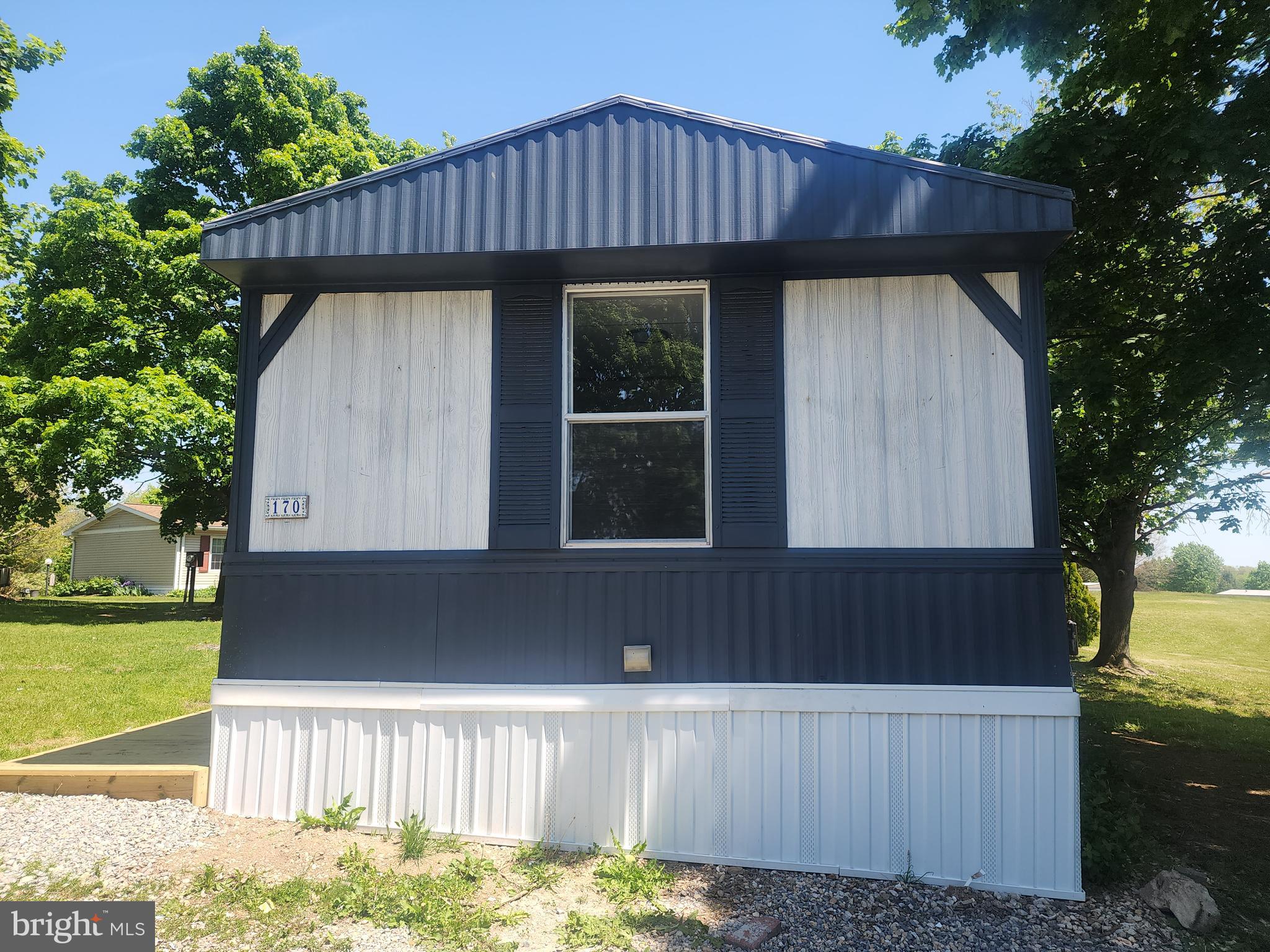 17 MOUNTAIN VIEW TERRACE