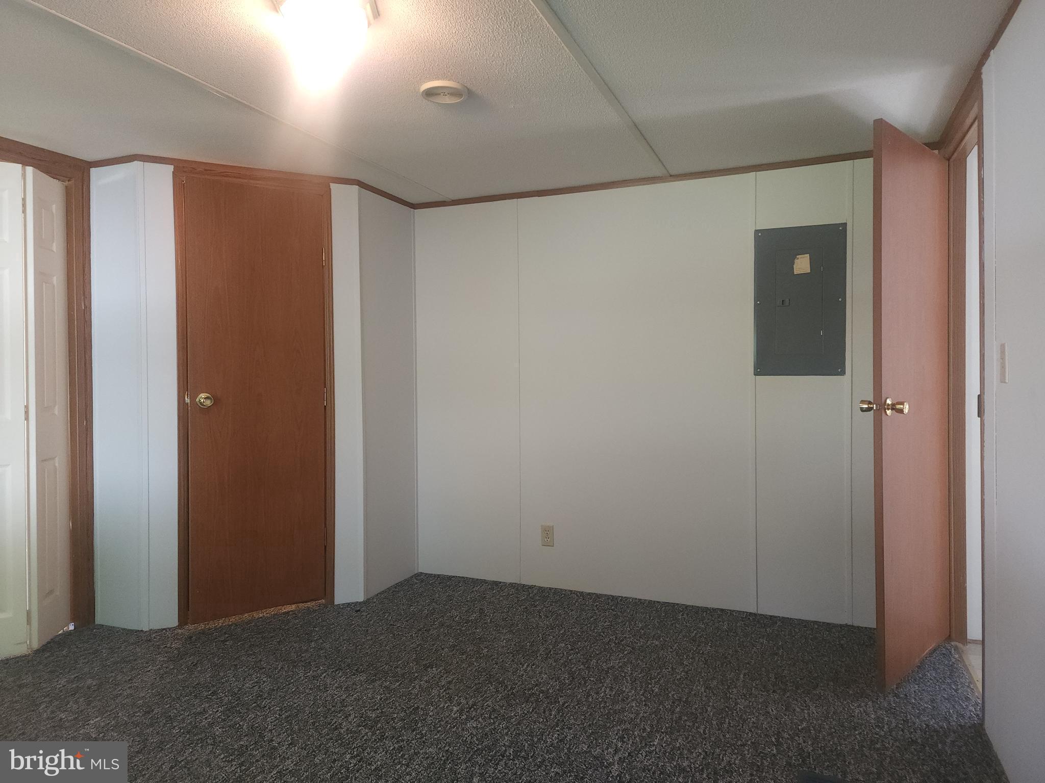 17 MOUNTAIN VIEW TERRACE