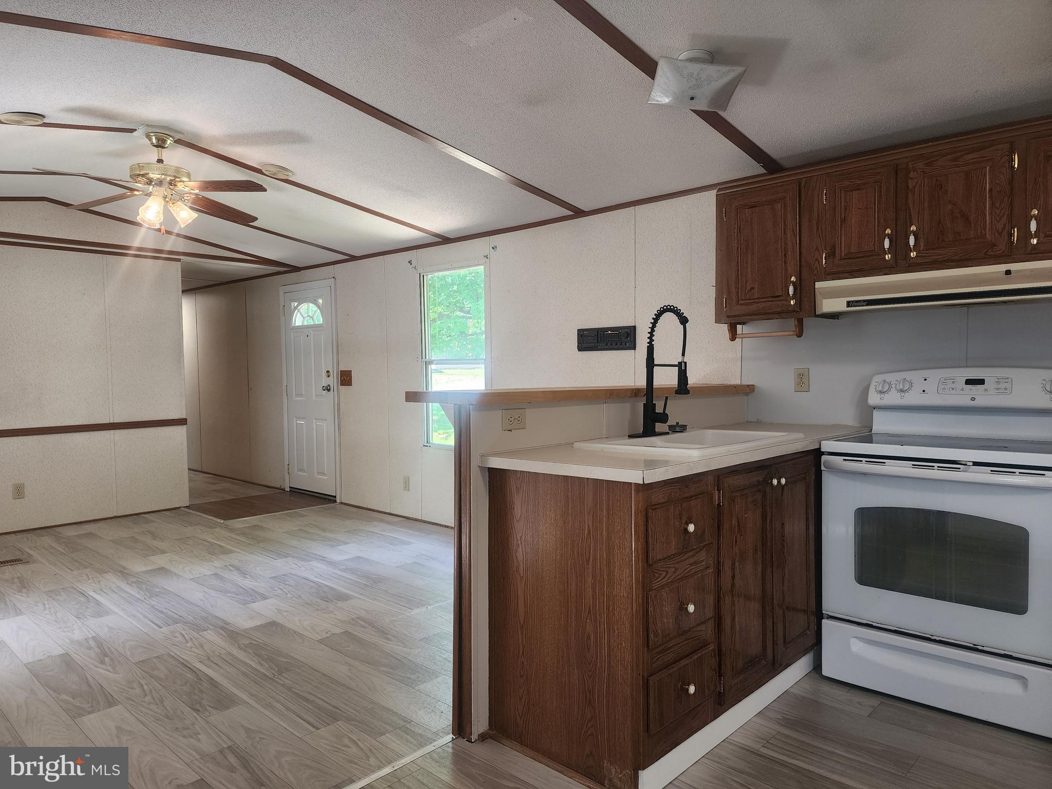 17 MOUNTAIN VIEW TERRACE