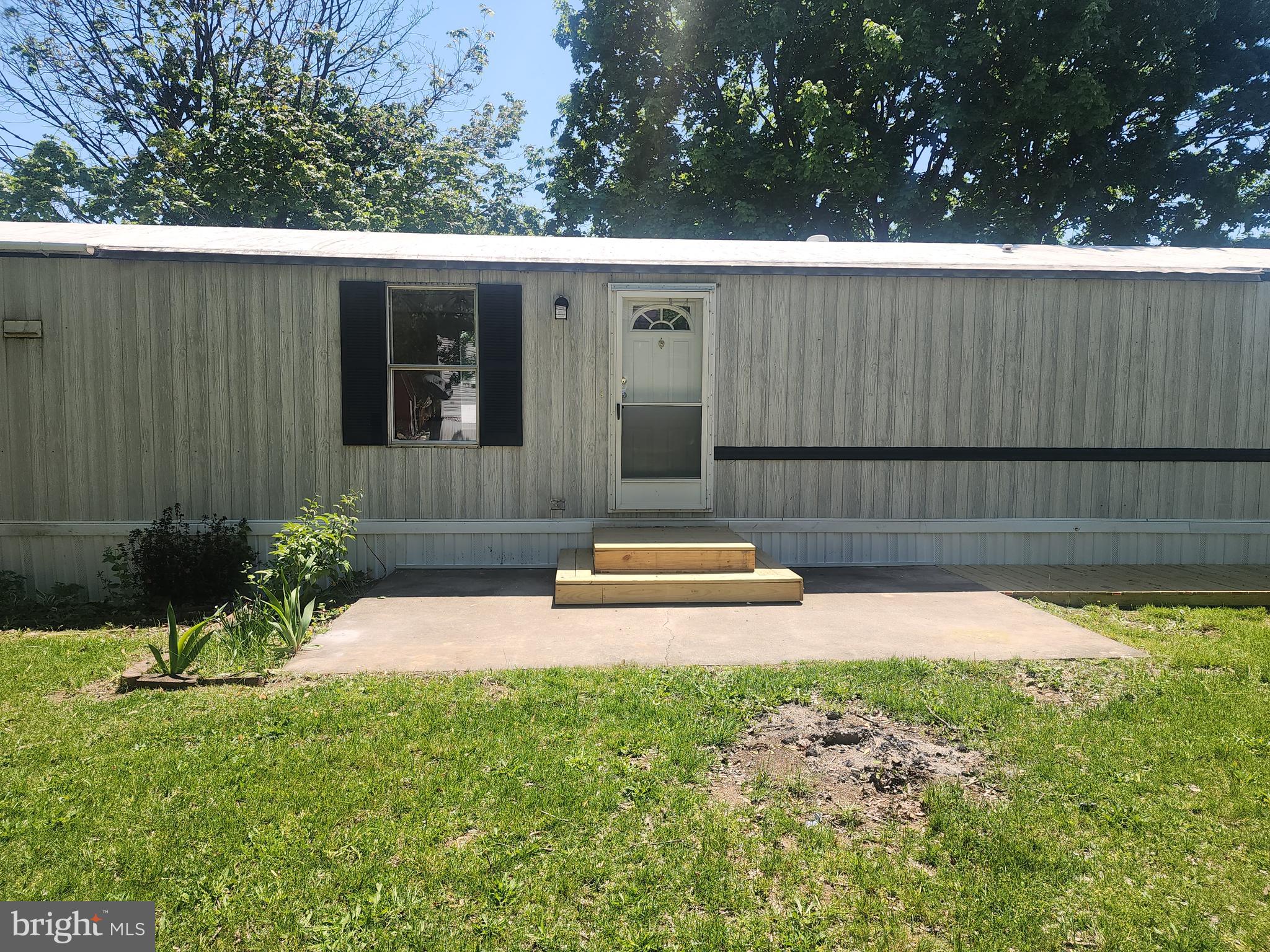 17 MOUNTAIN VIEW TERRACE