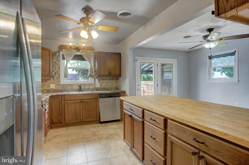 108 WILLOW DRIVE