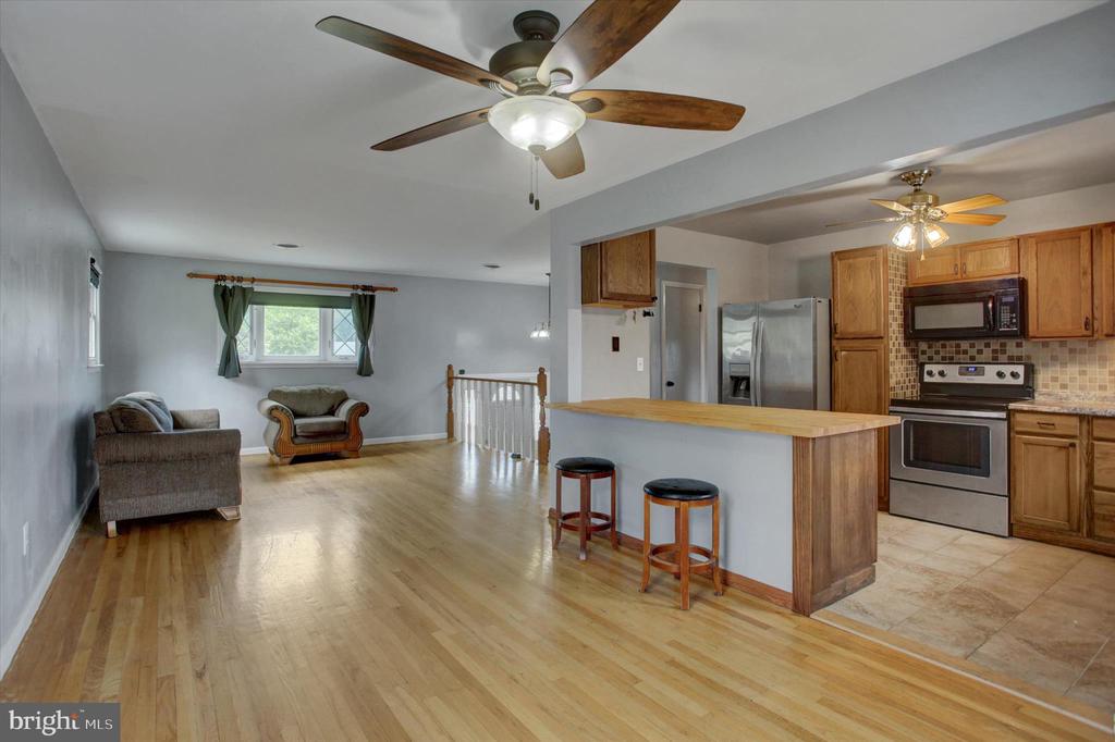 108 WILLOW DRIVE