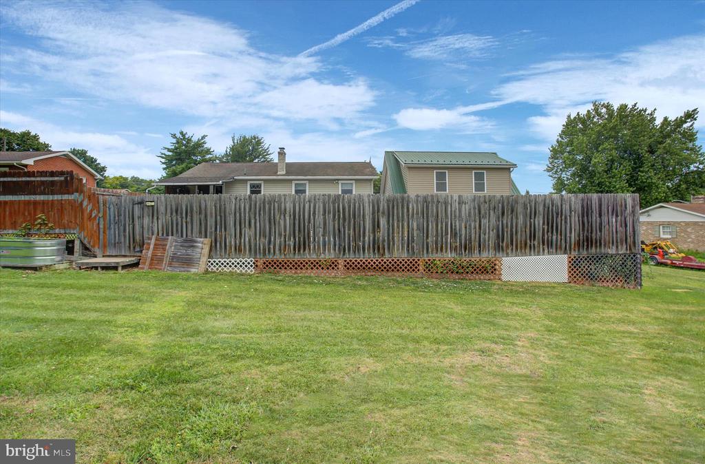 108 WILLOW DRIVE