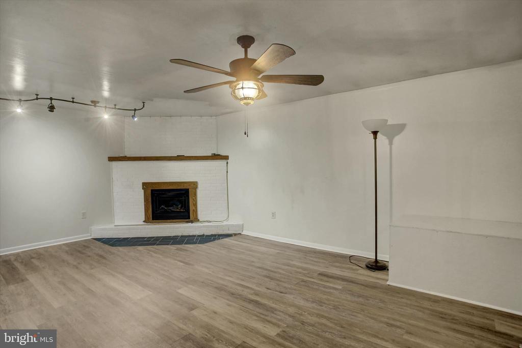 108 WILLOW DRIVE