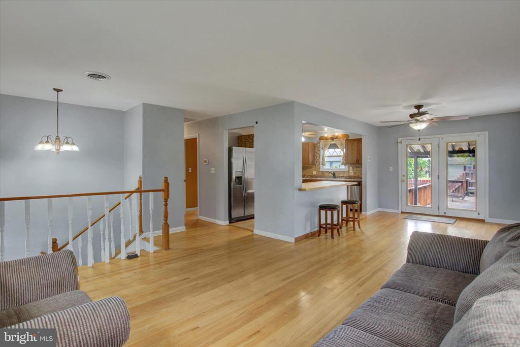 108 WILLOW DRIVE
