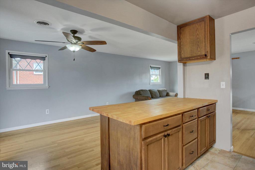 108 WILLOW DRIVE