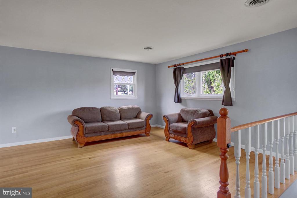 108 WILLOW DRIVE