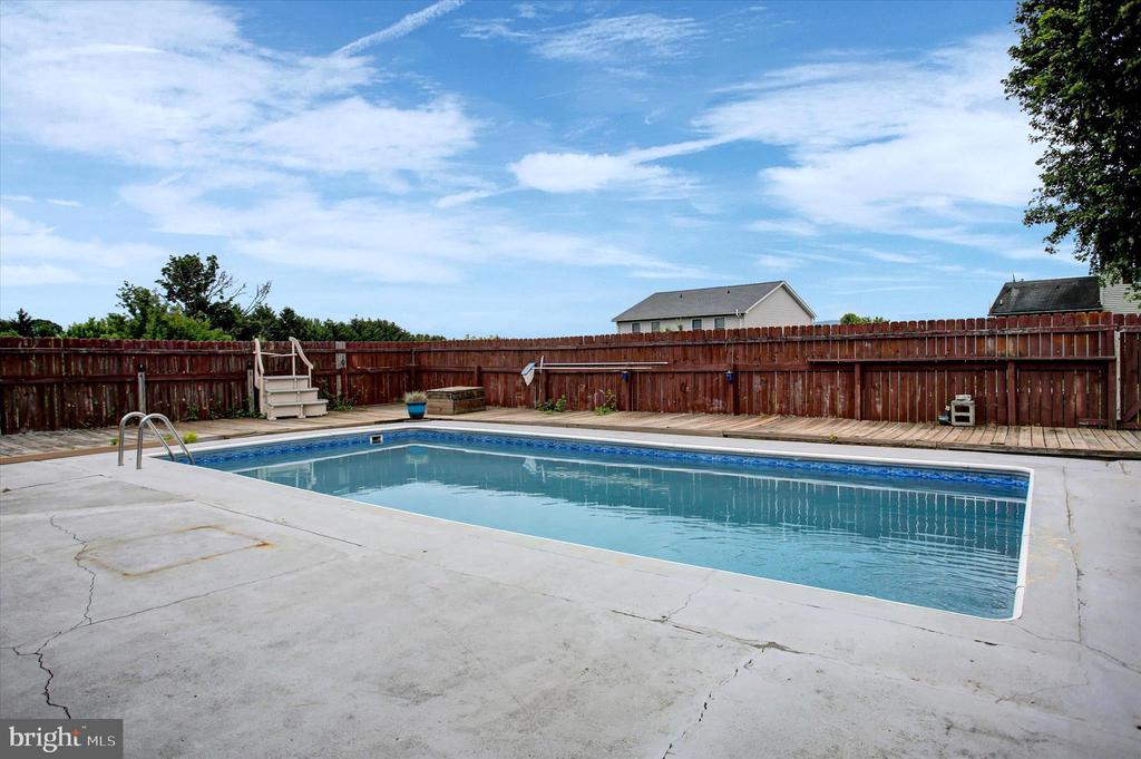 108 WILLOW DRIVE