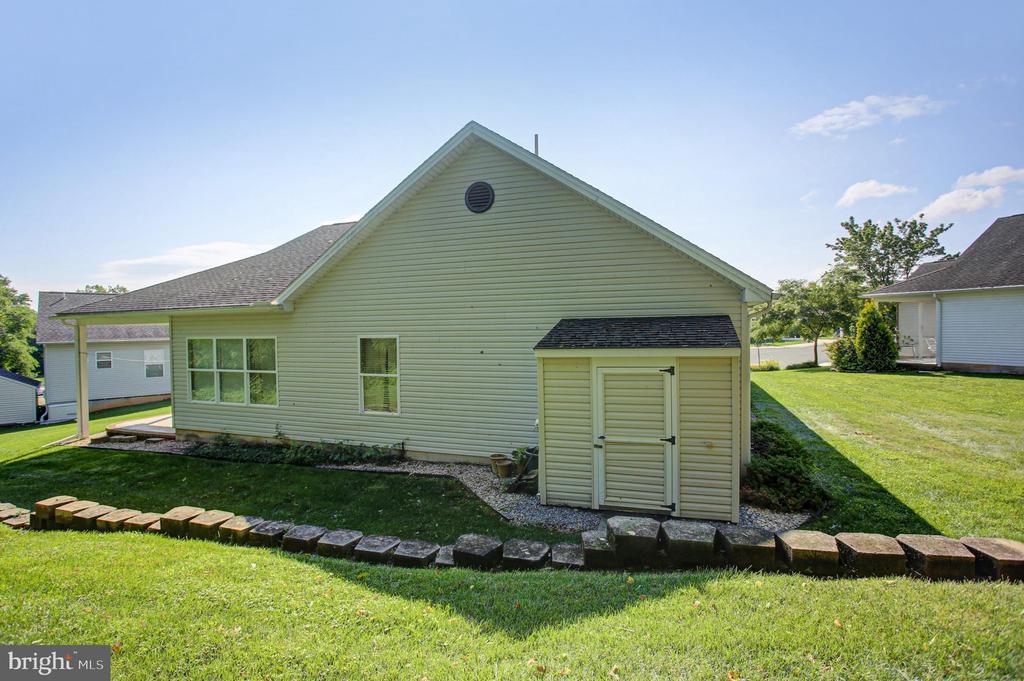 47 COLONIAL COURT