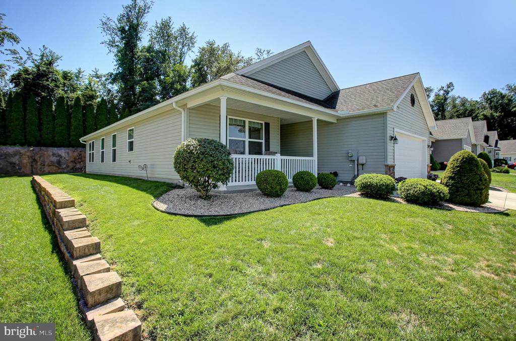 13 COLONIAL COURT