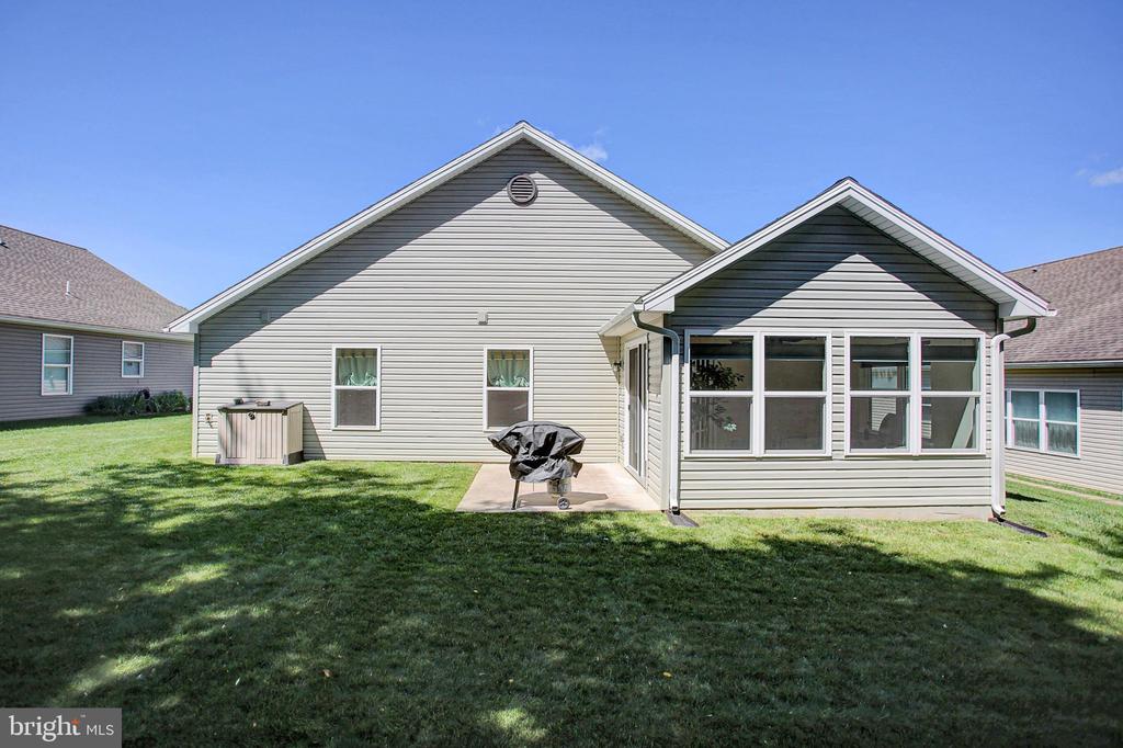 13 COLONIAL COURT