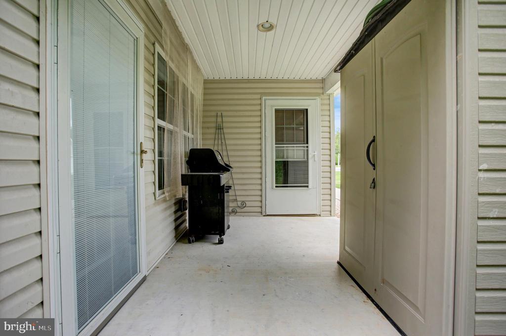 101 COLONIAL COURT