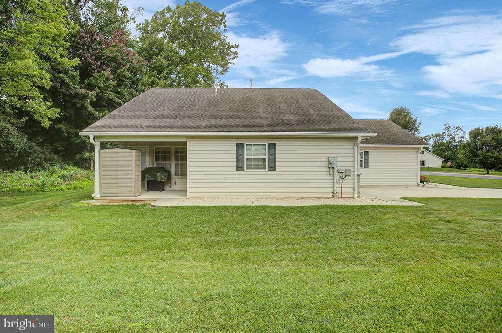 101 COLONIAL COURT